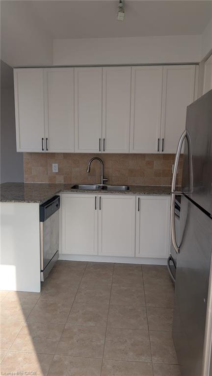 3104-225 Webb Drive Property Photo 10