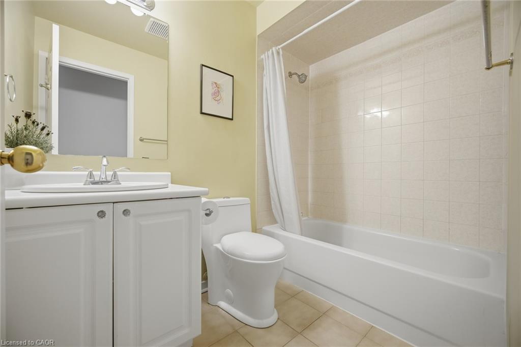 5882 Cornell Crescent Property Photo 34