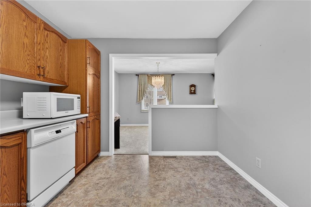 104 Viscount Road Property Photo 7