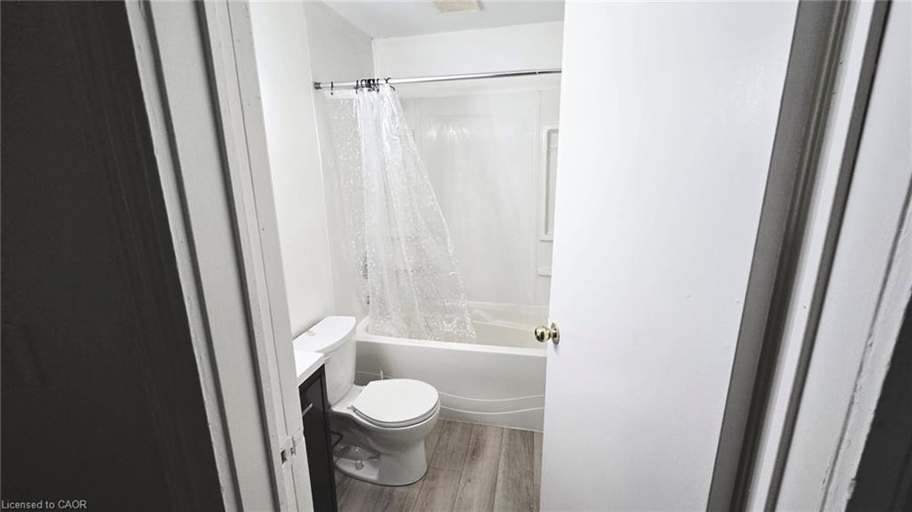1-107 Erie Avenue Property Photo 17