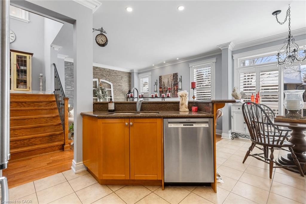 7076 Gillespie Lane Property Photo 15
