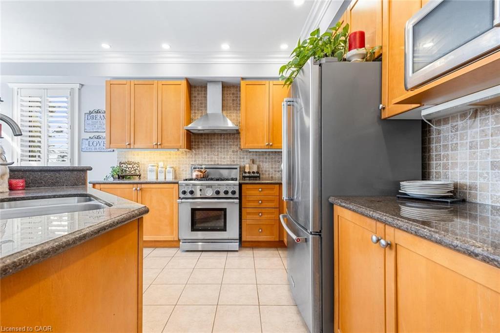 7076 Gillespie Lane Property Photo 16