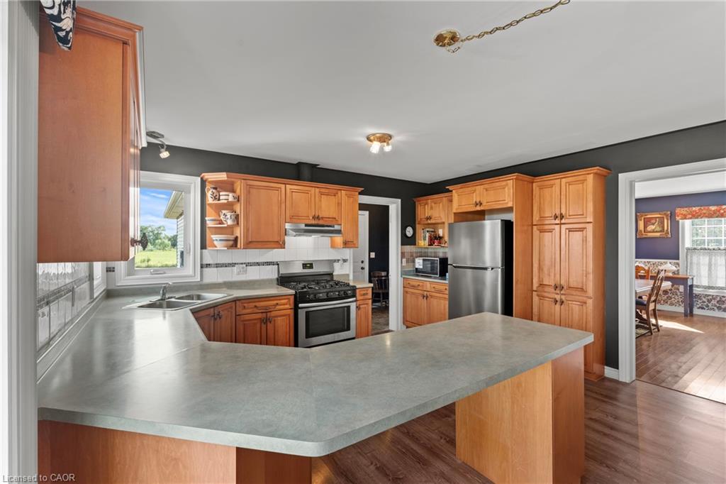 374 Niagara Stone Road Property Photo 16