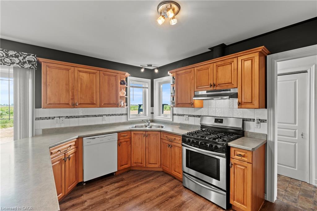 374 Niagara Stone Road Property Photo 18