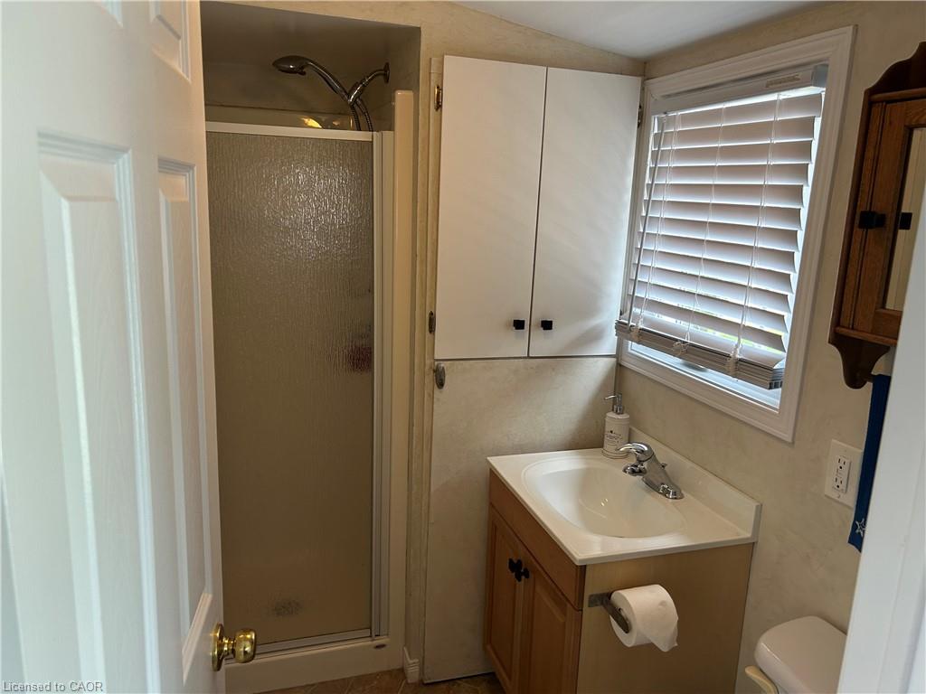 6 Lakeside Drive Property Photo 17