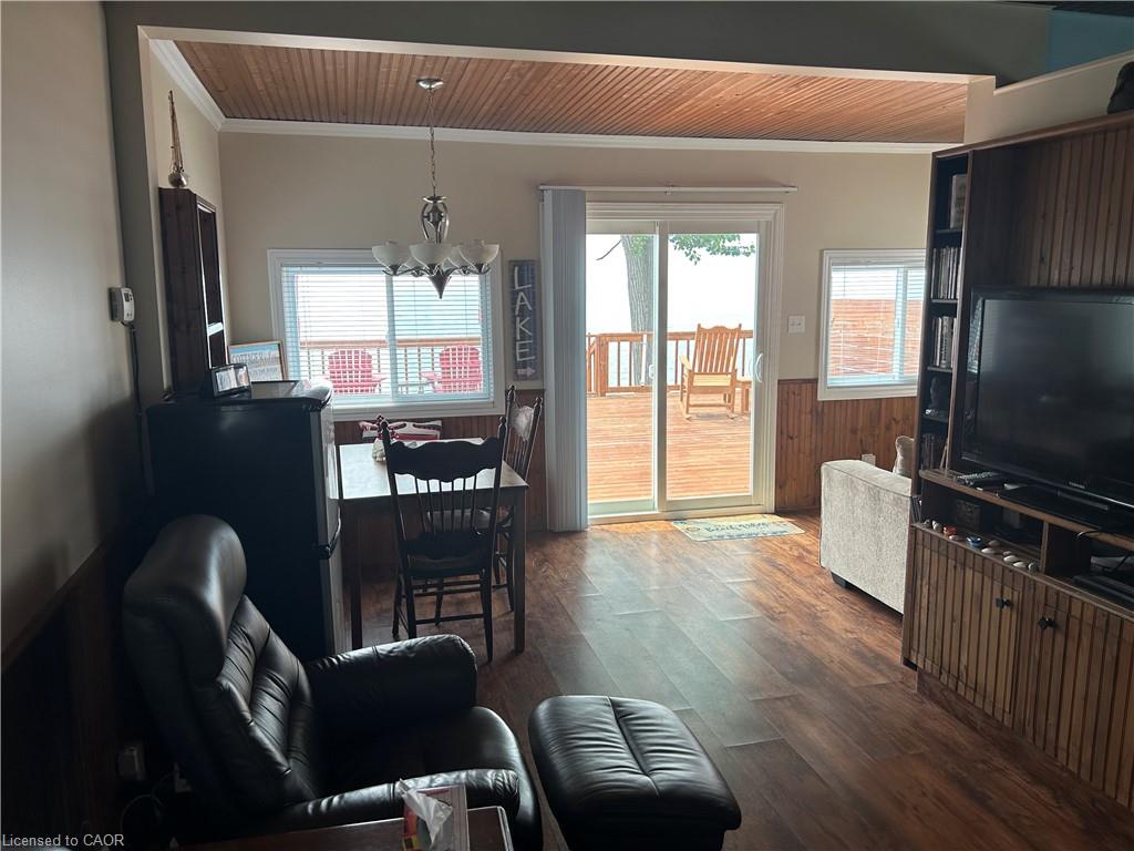6 Lakeside Drive Property Photo 20