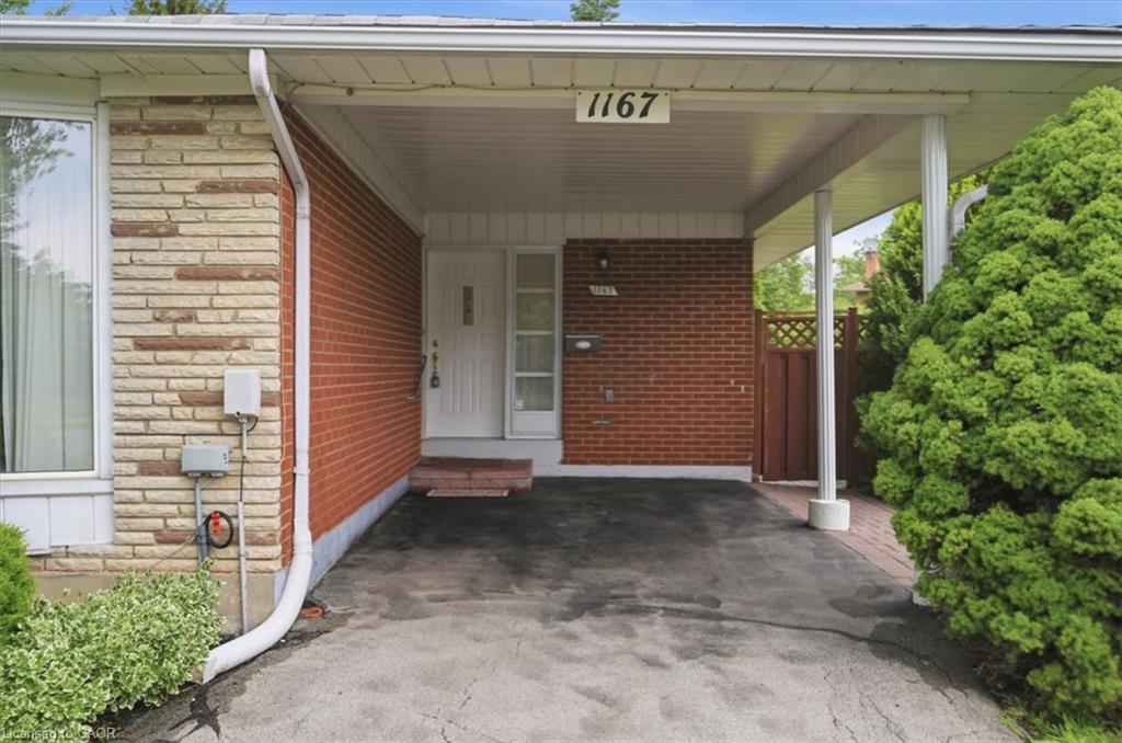 1167 Saturnia Crescent Property Photo 4