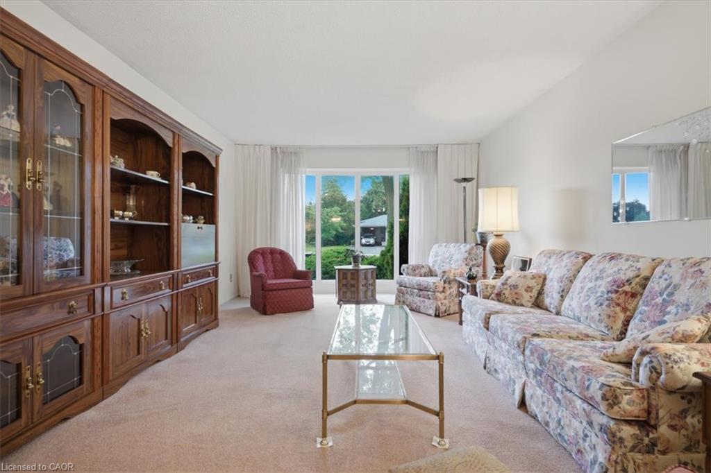 1167 Saturnia Crescent Property Photo 7