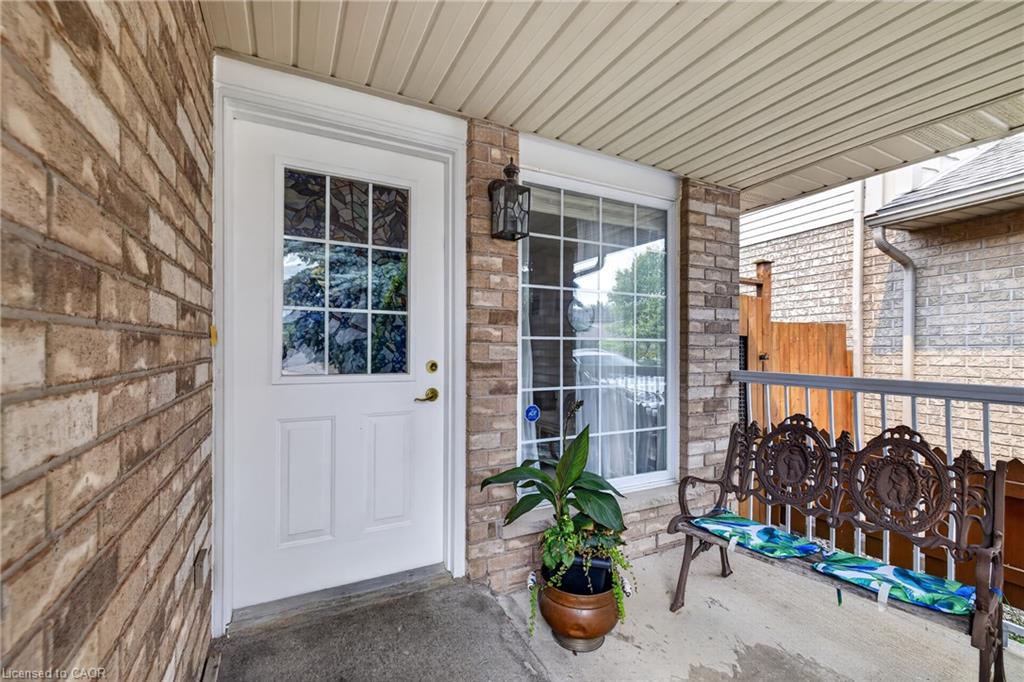 95 Tovell Drive Property Photo 3