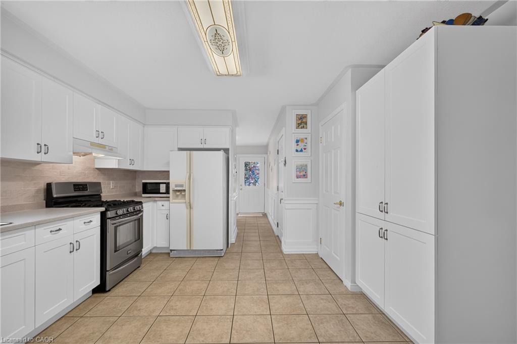 95 Tovell Drive Property Photo 10