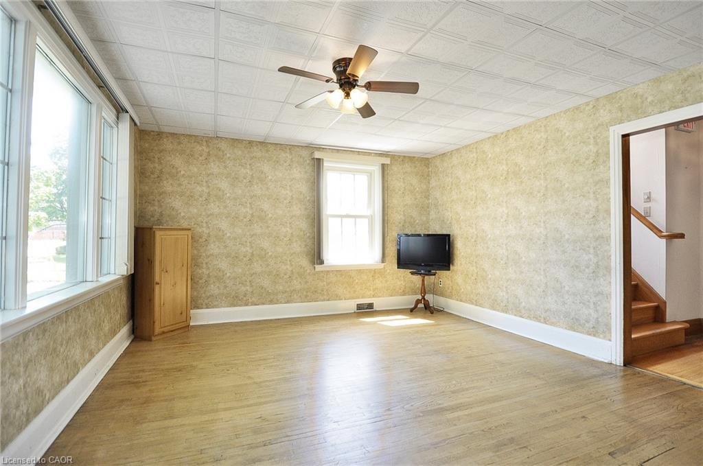285 Albert Street Property Photo 7
