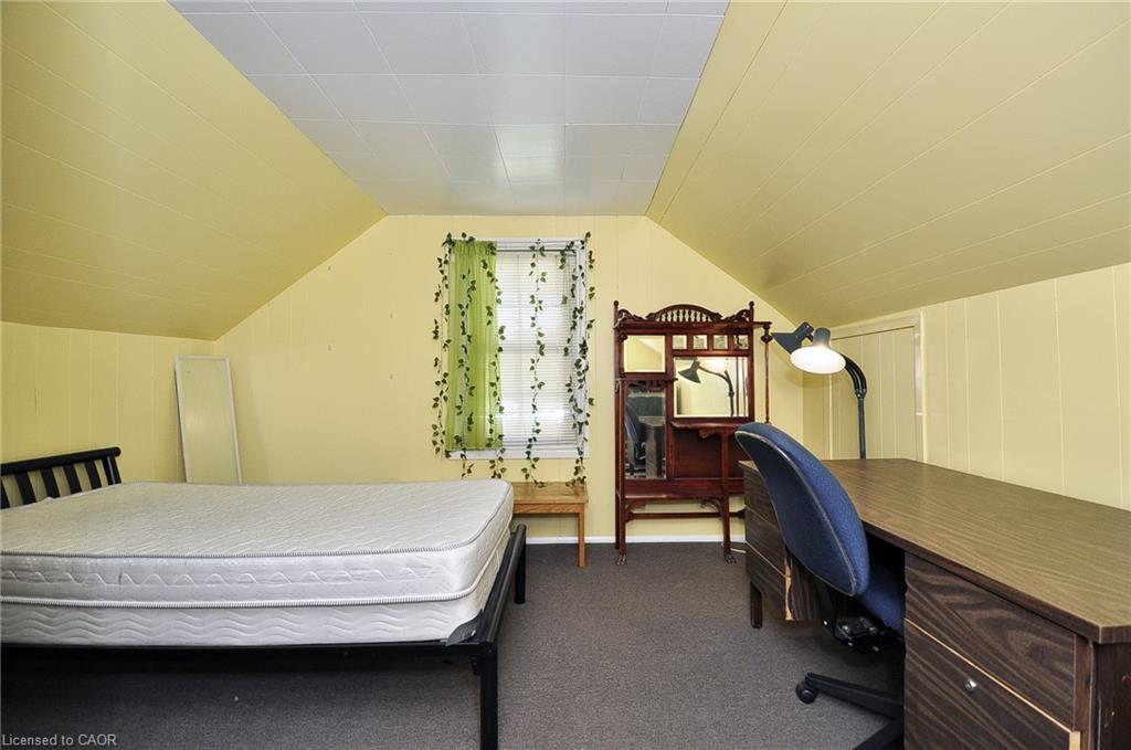 285 Albert Street Property Photo 17
