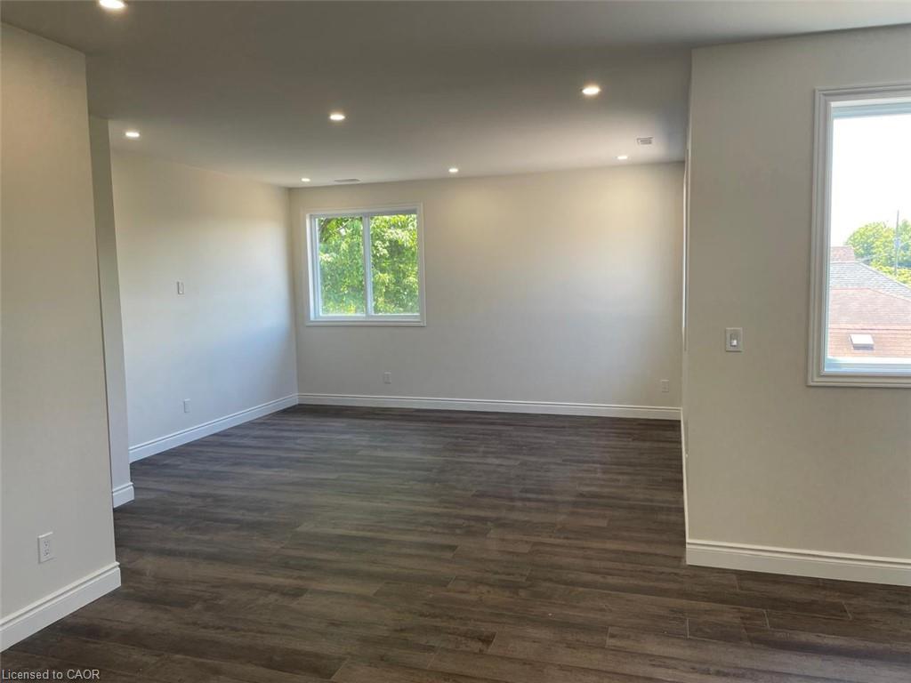 3-35 Fifth Avenue Property Photo 8