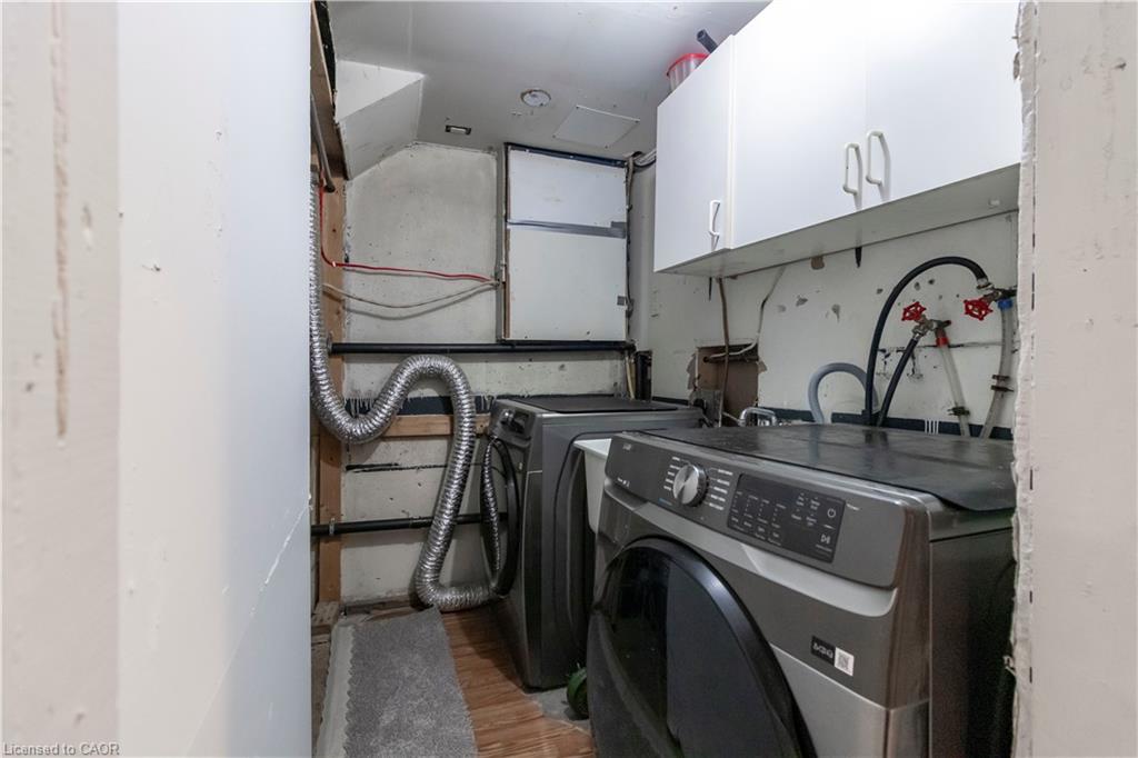 140 Arrowhead Crescent Property Photo 23