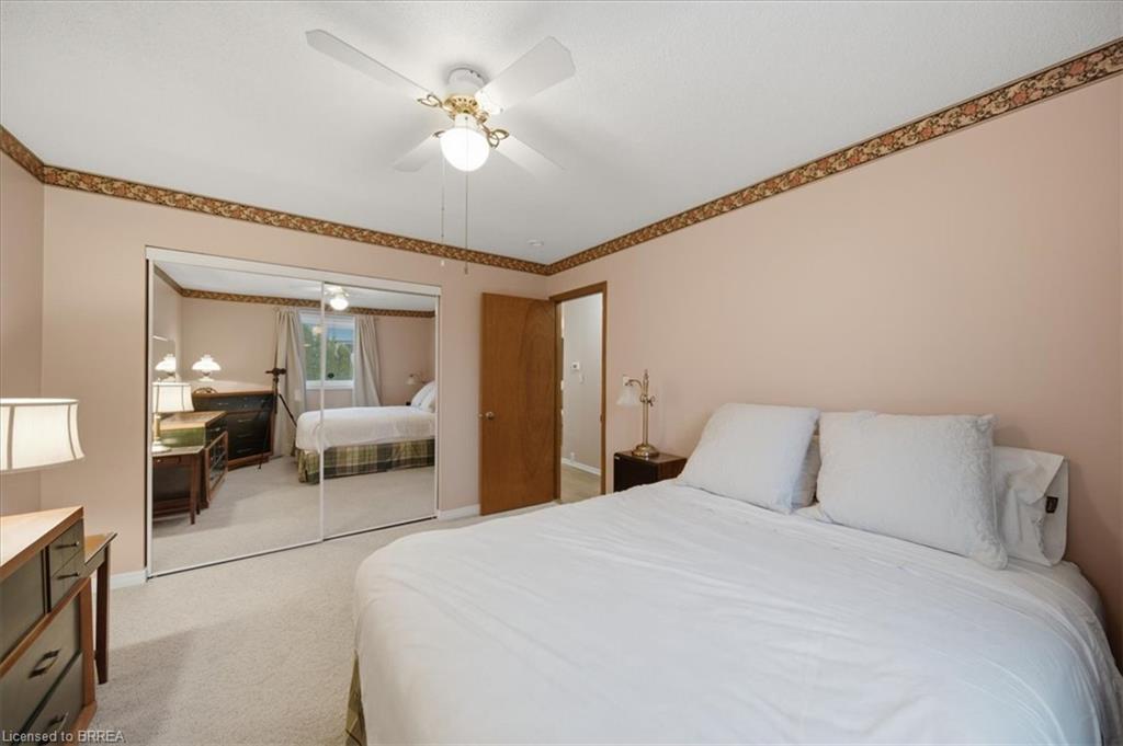 76 Enfield Crescent Property Photo 19