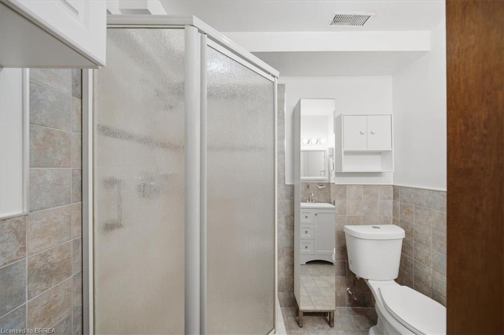 76 Enfield Crescent Property Photo 27