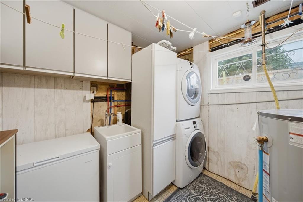 76 Enfield Crescent Property Photo 29
