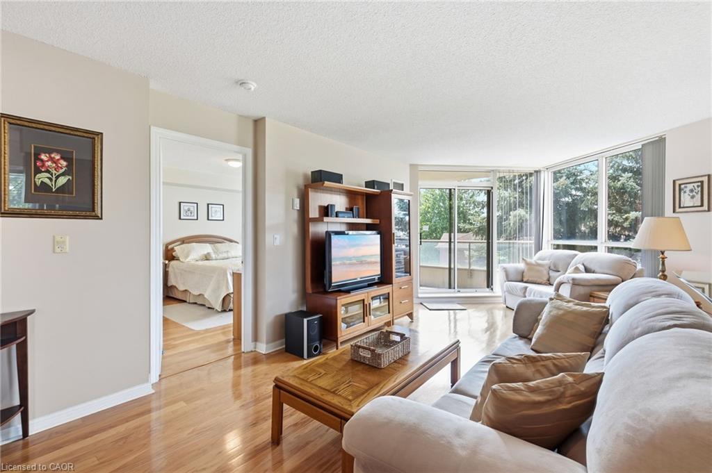 301-1150 Parkwest Place Property Photo 7