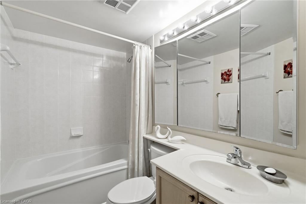 301-1150 Parkwest Place Property Photo 22