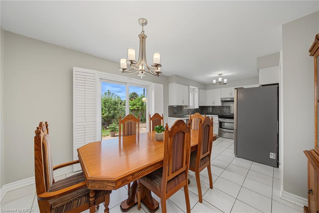 2 Cresthaven Drive Property Photo 8