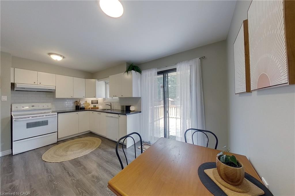 212 Doon Road Property Photo 12