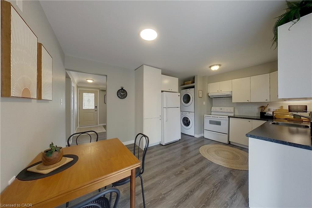 212 Doon Road Property Photo 14