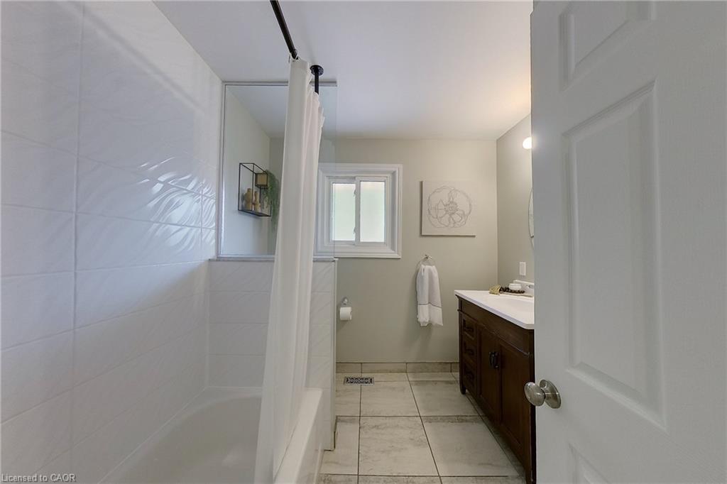 212 Doon Road Property Photo 28