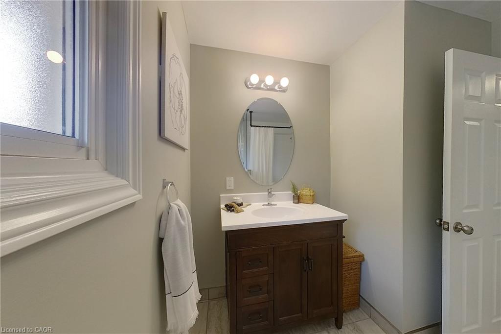212 Doon Road Property Photo 30
