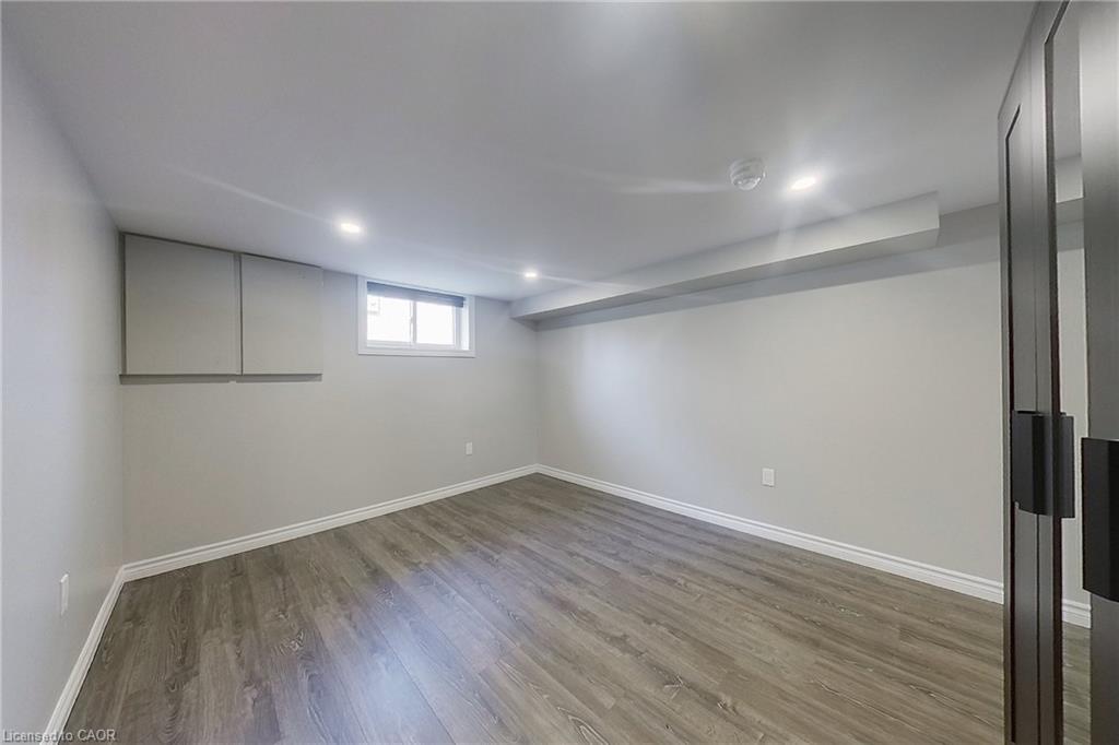 212 Doon Road Property Photo 45