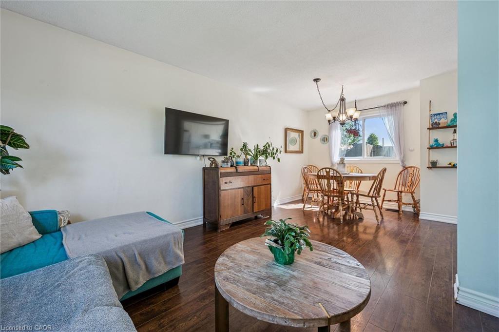 192 Nith River Way Property Photo 10