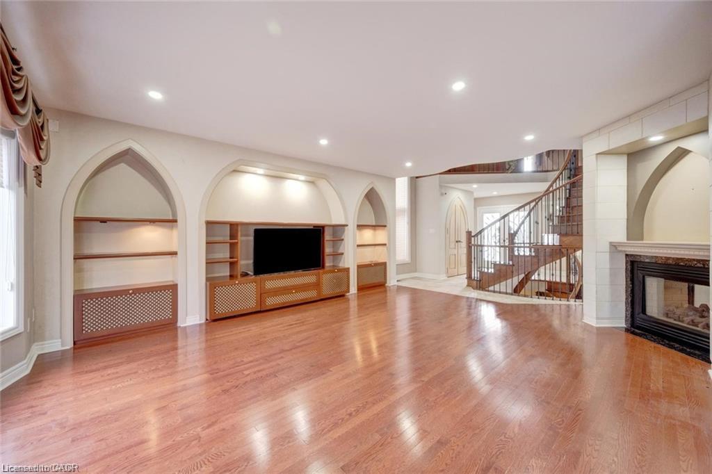 34 Forsyth Crescent Property Photo 15