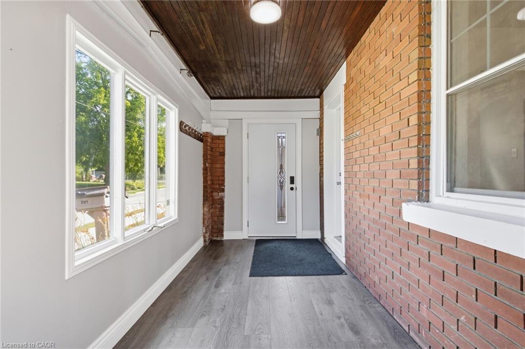 281 Guelph Street Property Photo 4