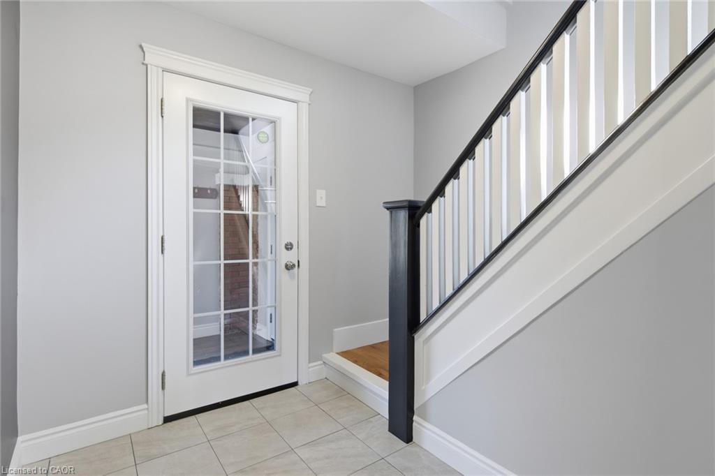 281 Guelph Street Property Photo 7