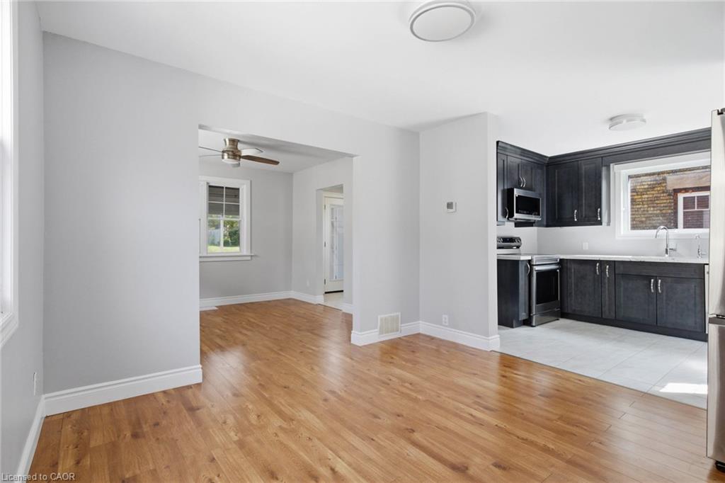 281 Guelph Street Property Photo 10