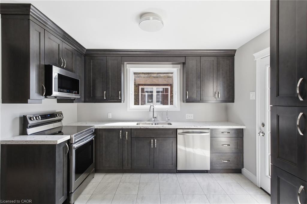 281 Guelph Street Property Photo 15