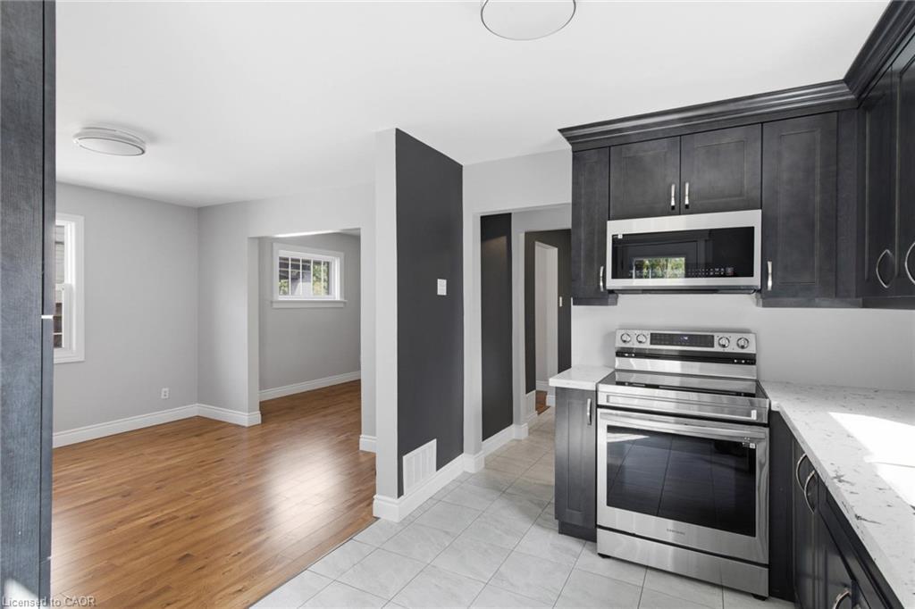 281 Guelph Street Property Photo 17