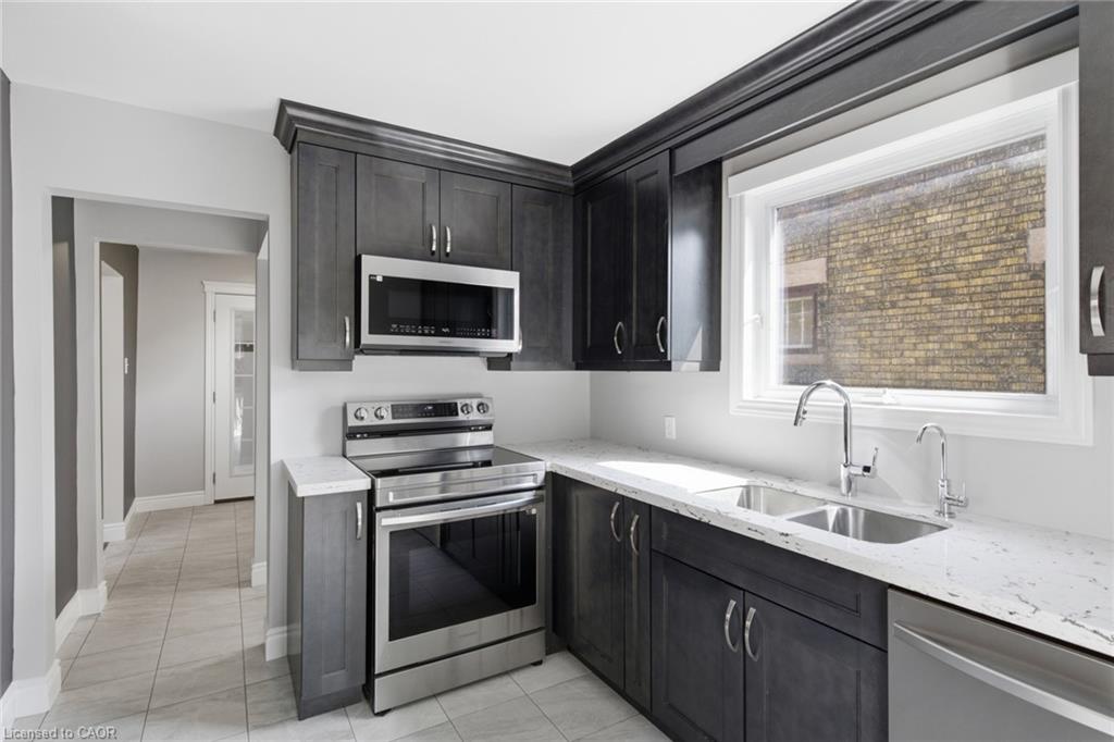 281 Guelph Street Property Photo 18