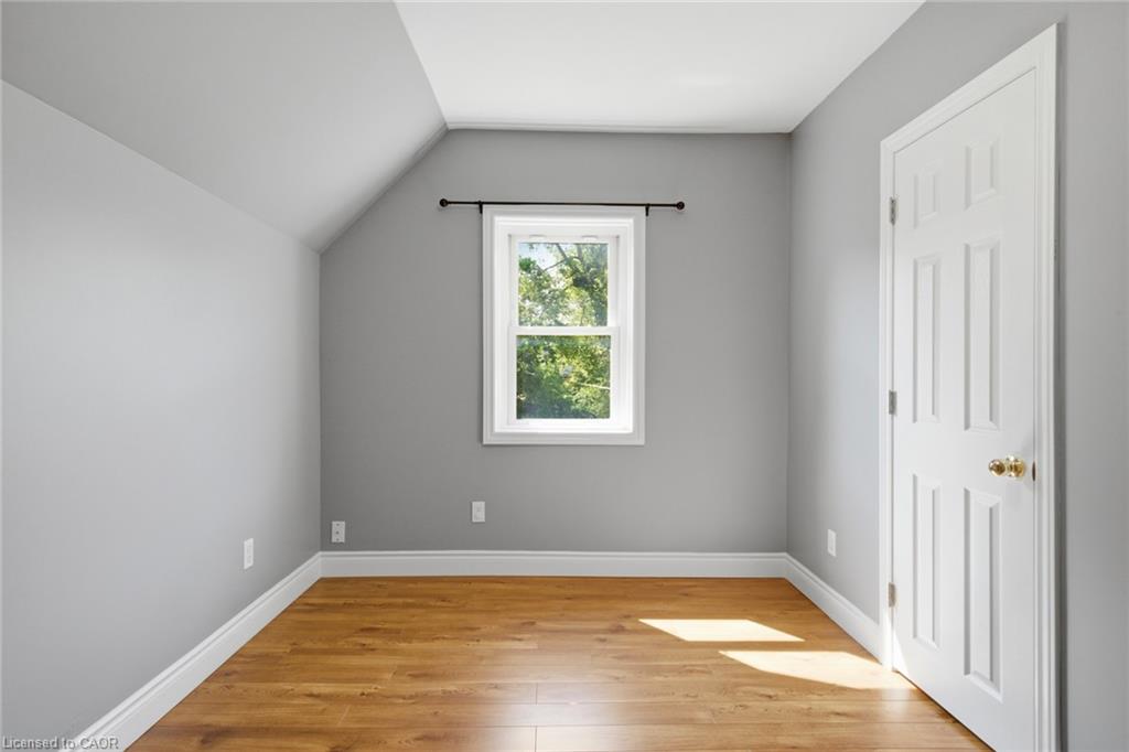 281 Guelph Street Property Photo 25