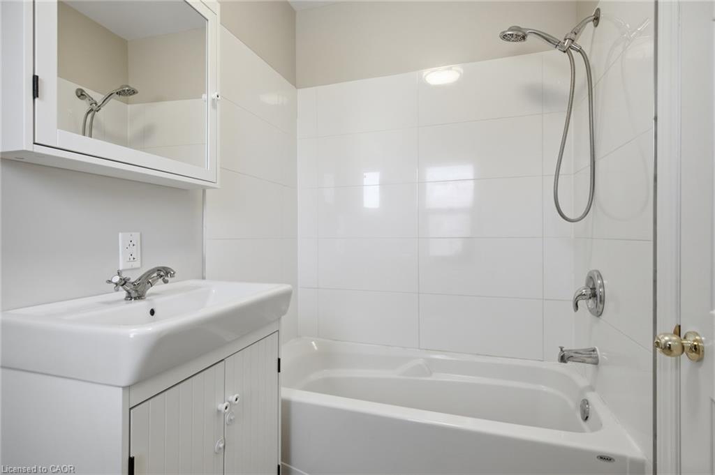 281 Guelph Street Property Photo 30