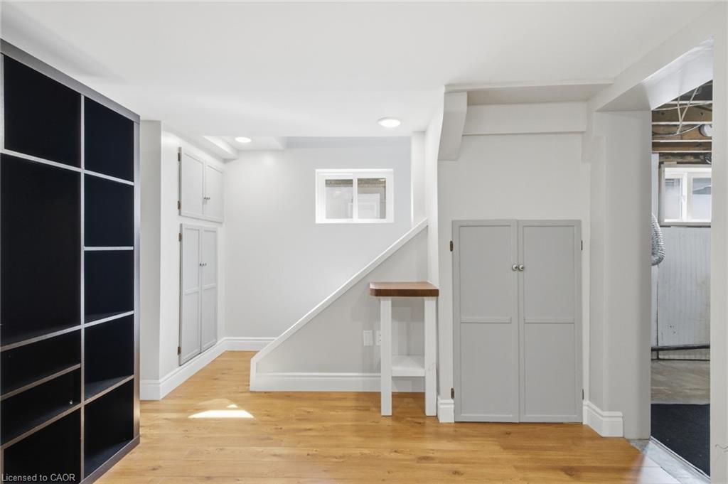 281 Guelph Street Property Photo 34