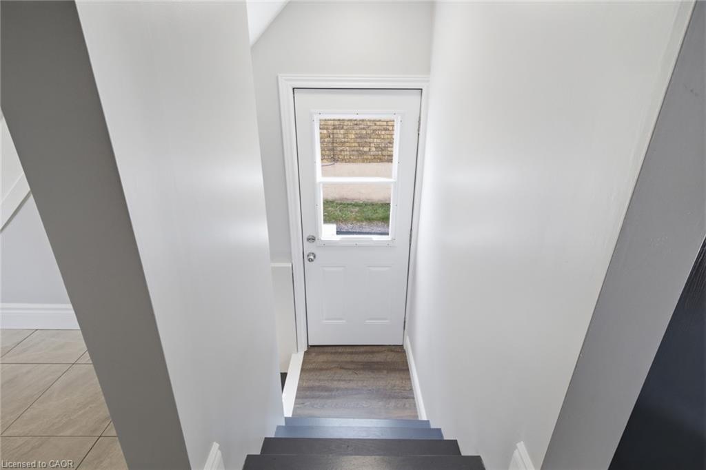 281 Guelph Street Property Photo 42