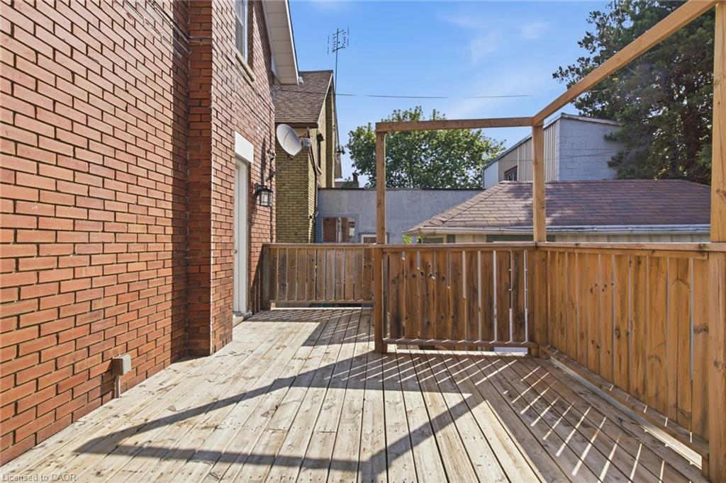 281 Guelph Street Property Photo 46