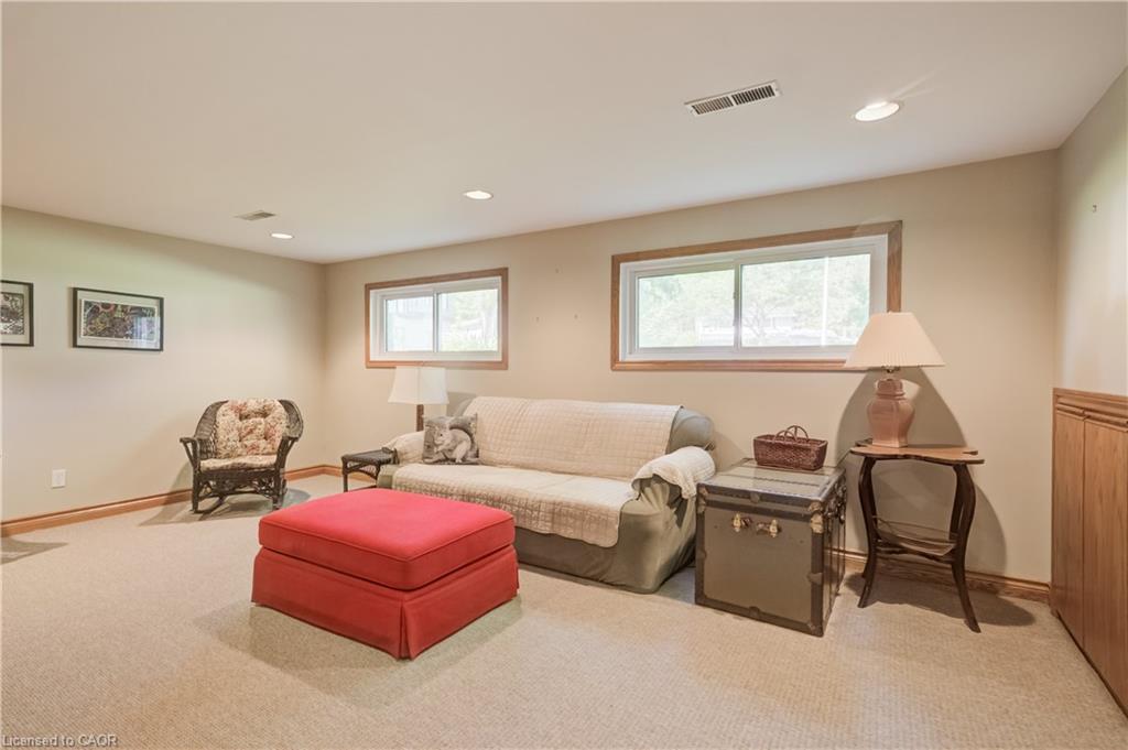 291 Villa Place Property Photo 22