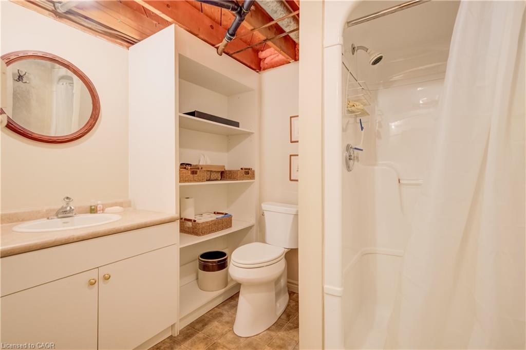 291 Villa Place Property Photo 24