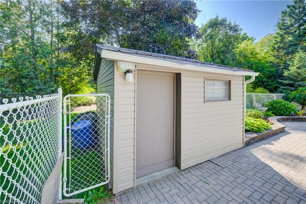 291 Villa Place Property Photo 34