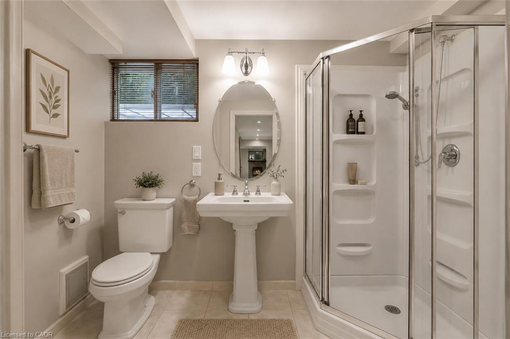 2529 Claymore Crescent Property Photo 40