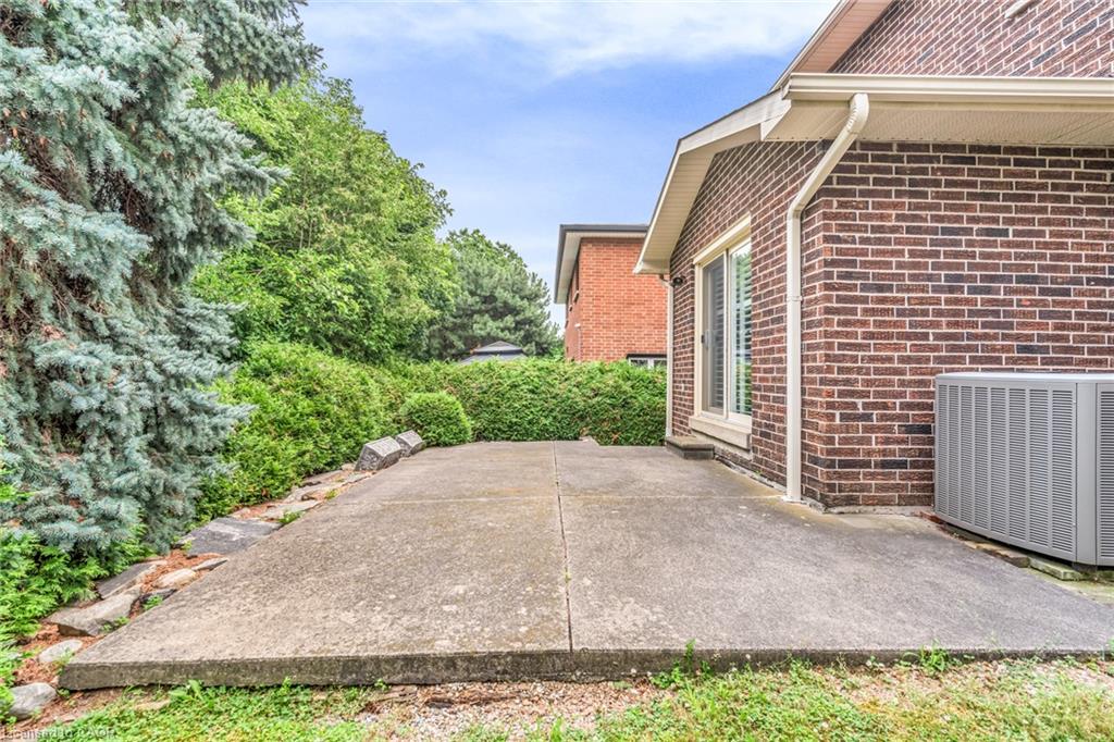 2529 Claymore Crescent Property Photo 45