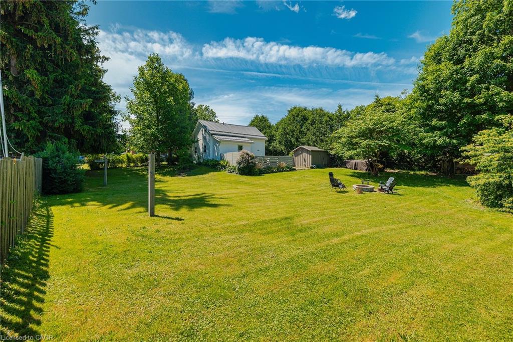 1567 Old Brock Street Property Photo 28