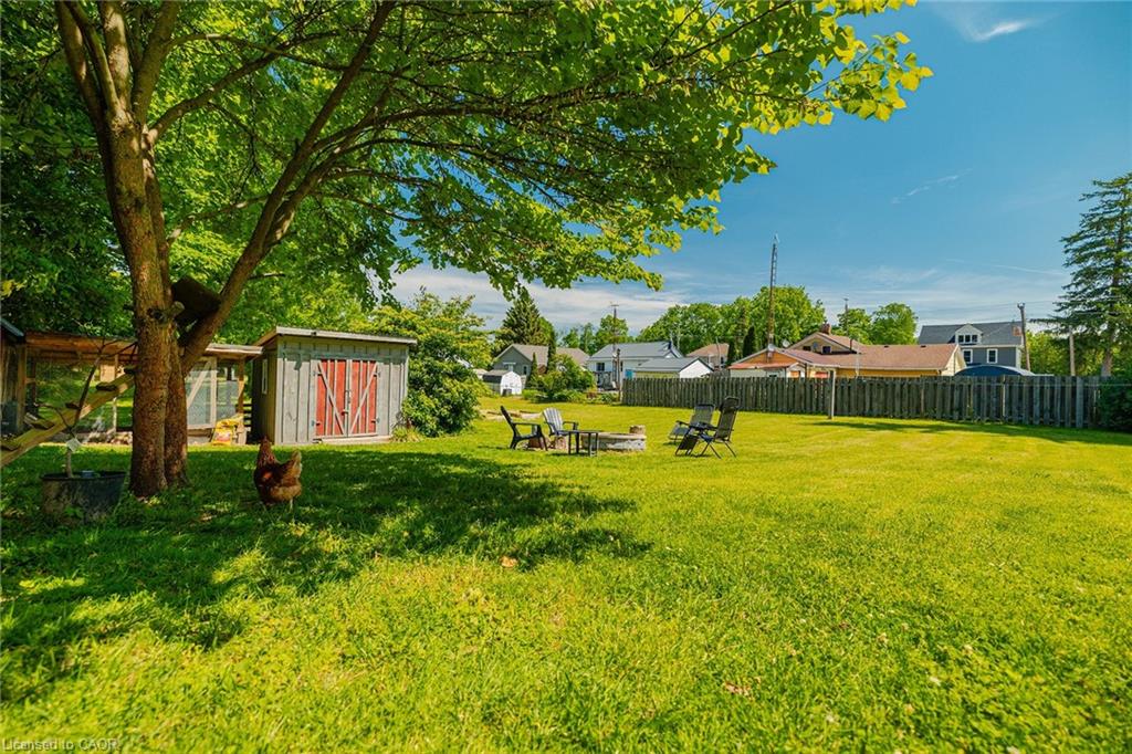 1567 Old Brock Street Property Photo 29