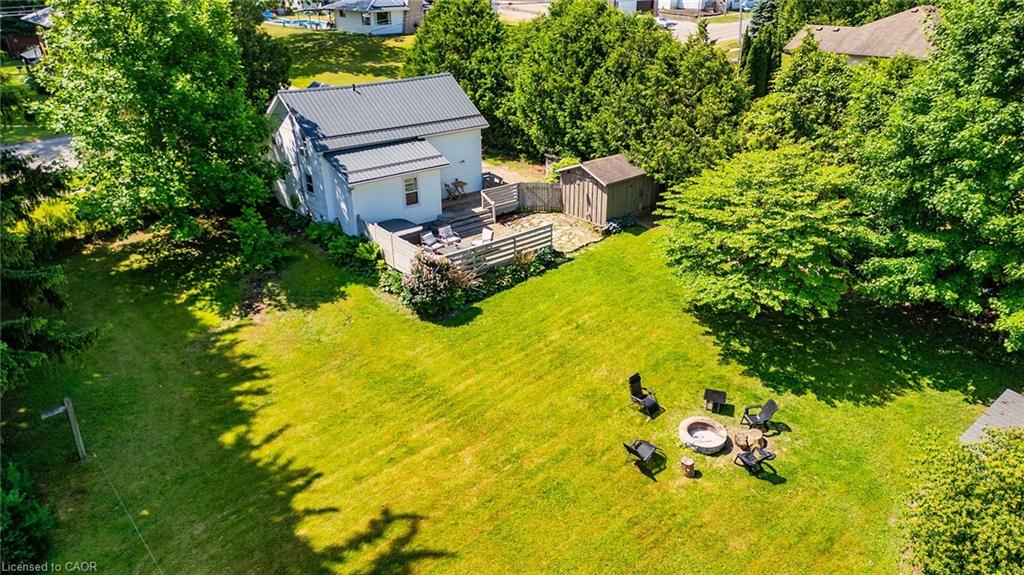 1567 Old Brock Street Property Photo 34